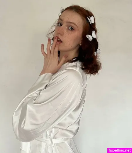 Charming Flower OnlyFans Thumbnail #20r9hwBfbM