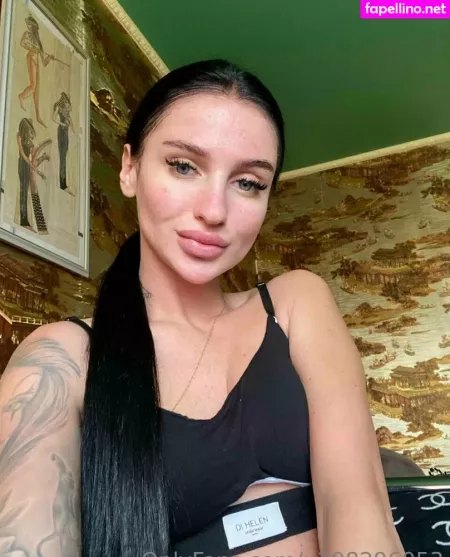 Charming Megan OnlyFans Thumbnail #QpE4ILGxKW