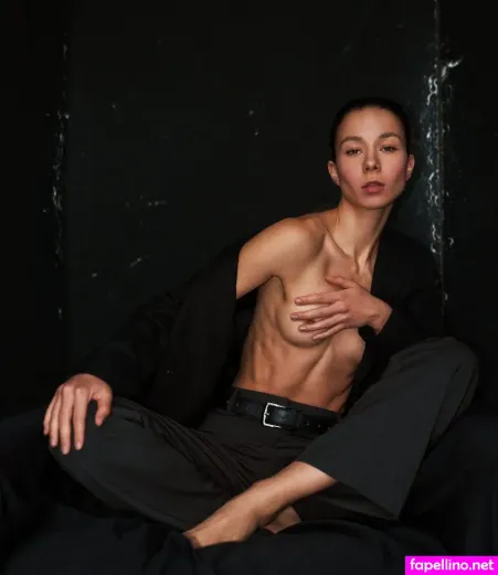 Charming Oxy OnlyFans Thumbnail #UlgHaG5wK0