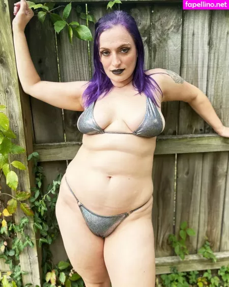 Charmingchels11 1 OnlyFans Thumbnail #rQ79nS8eka