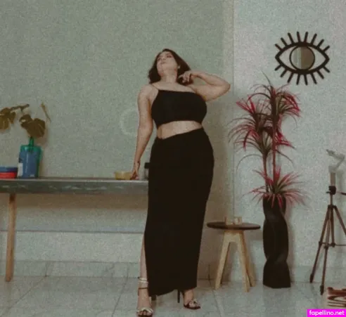 Charu S OnlyFans Thumbnail #dFFeen61uF