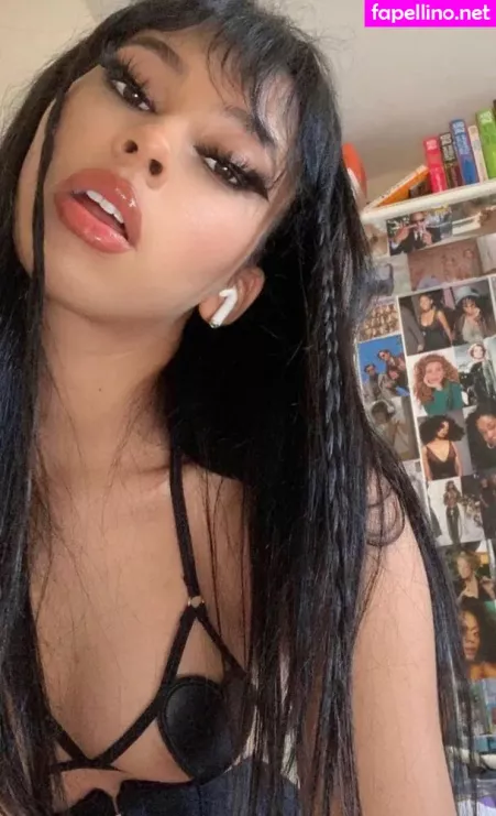 Charvotte OnlyFans Thumbnail #BGY6lVBVLU