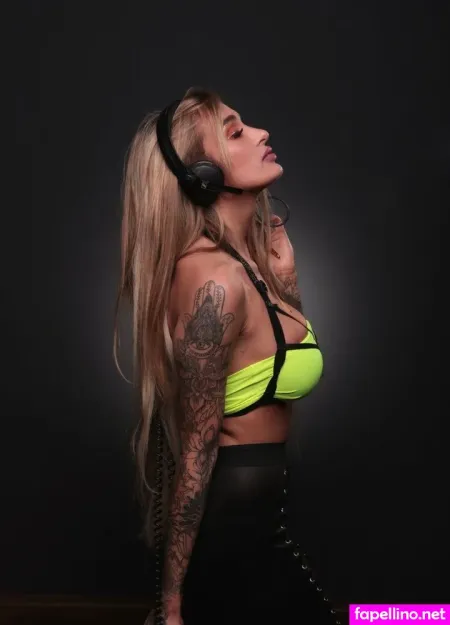 Chattingdaisyy OnlyFans Thumbnail #B5jgkjsfB9