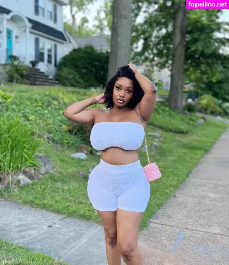 Chawanda Love OnlyFans Thumbnail #Dss1CAhtJO