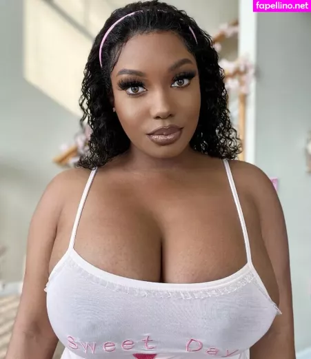 Chawanda Love OnlyFans Thumbnail #rl0biW5aWs