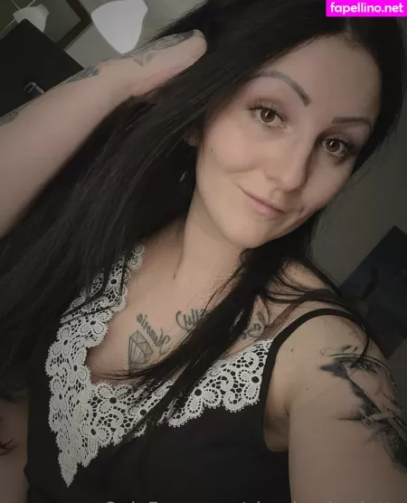 Cheeky Charlotte OnlyFans Thumbnail #HR98E7qQrH