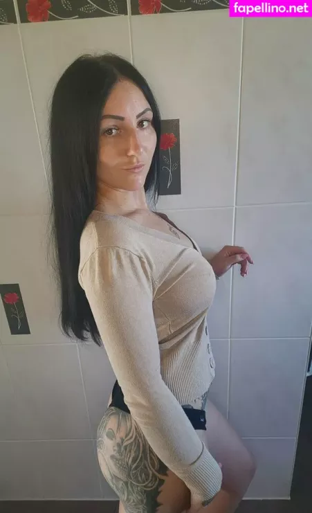 Cheeky Charlotte OnlyFans Thumbnail #zn1p8uon1c