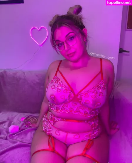 Cheeky Yelofree OnlyFans Thumbnail #R0CwYETrB1
