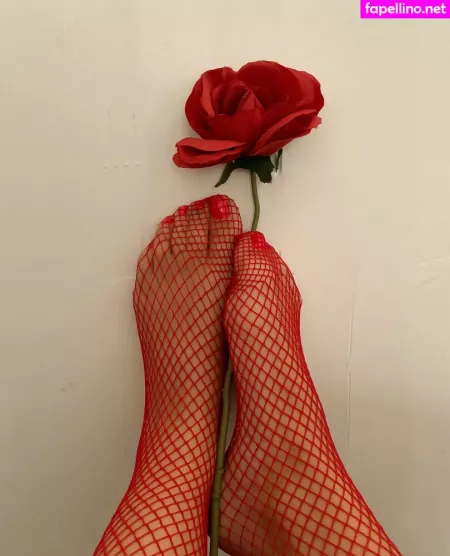 Cheekysoles333 OnlyFans Thumbnail #E1rFSwEKb7