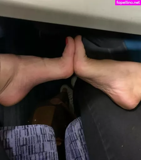 Cheekysoles333 OnlyFans Thumbnail #M93nCpgC5i