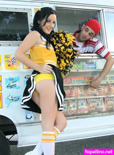 Cheerleader Melissa OnlyFans Thumbnail #5c0ZN4bx6x