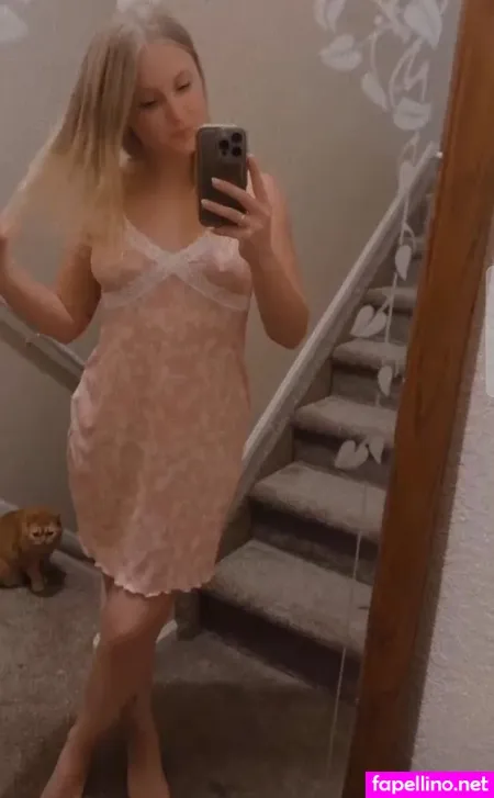 Cheerleader100 OnlyFans Thumbnail #JerHu36L9A