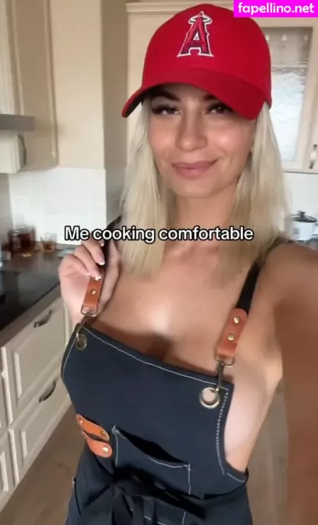 Chef Juli OnlyFans Thumbnail #G1TQjl6lQP