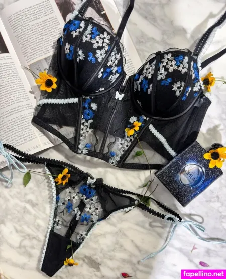 Cheftzarinavip OnlyFans Thumbnail #arCfGnppiM