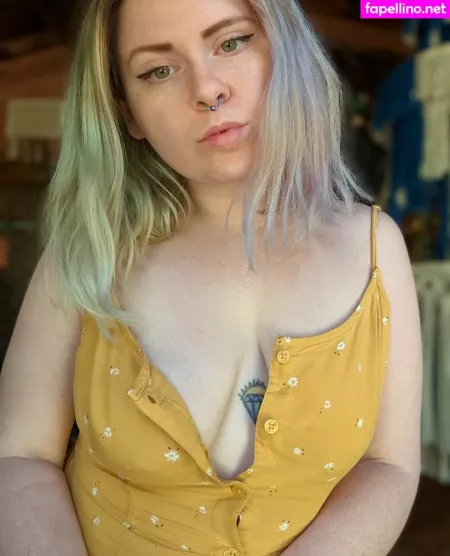 Chellelovesu OnlyFans Thumbnail #j4c59jS7RM