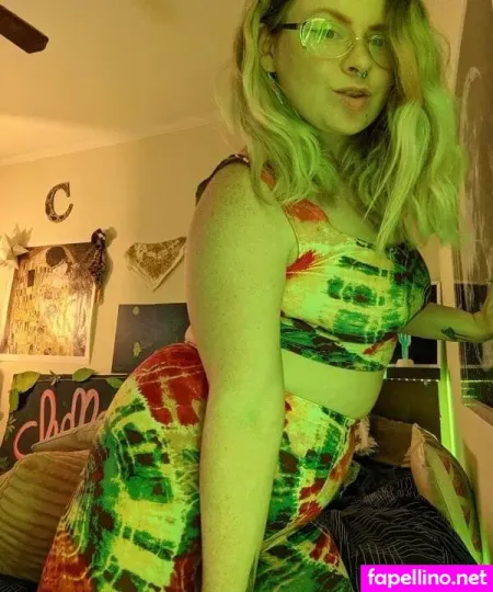 Chellesilverstein OnlyFans Thumbnail #uxEsqdOZX9