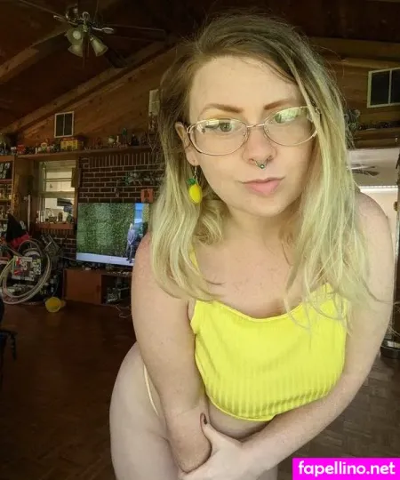 Chellesilverstein OnlyFans Thumbnail #uykAr9gjNg