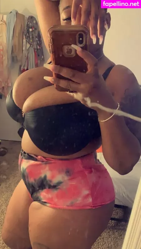 Chellmzdonald OnlyFans Thumbnail #JgA0UxDWaB