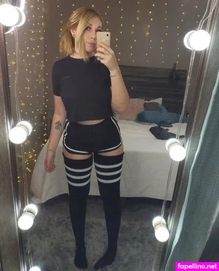 Chellrose OnlyFans Thumbnail #uHIbkP8fXI