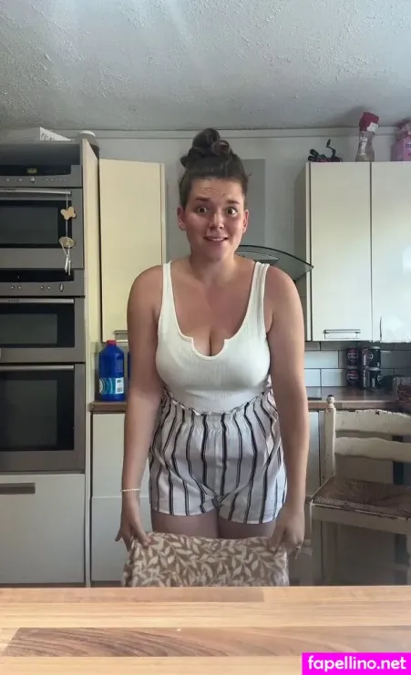 Chels Mchodg OnlyFans Thumbnail #F1OXzYoSWw