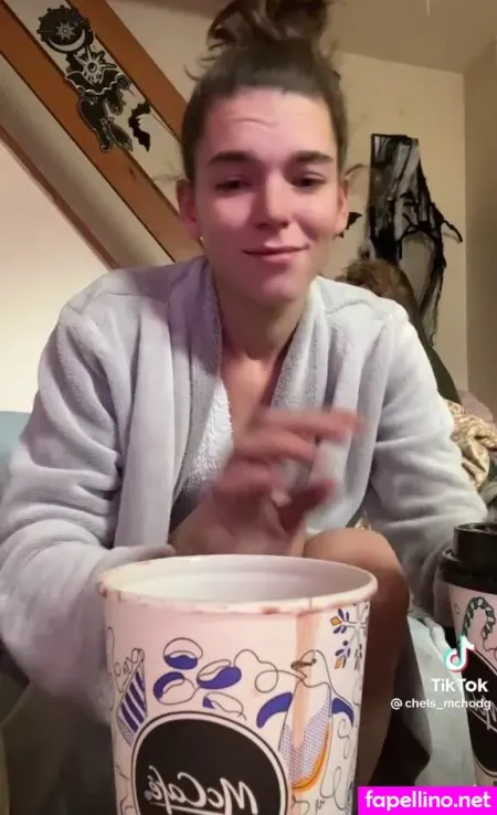 Chels Mchodg OnlyFans Thumbnail #JDoAJXTNWb