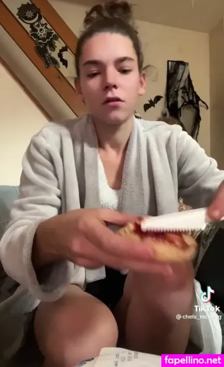 Chels Mchodg OnlyFans Thumbnail #aTj7JVJ5NY