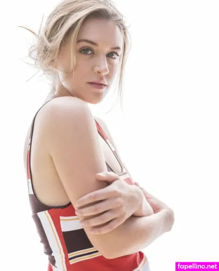 Chelsea Frei OnlyFans Thumbnail #XGRvKPSkEi