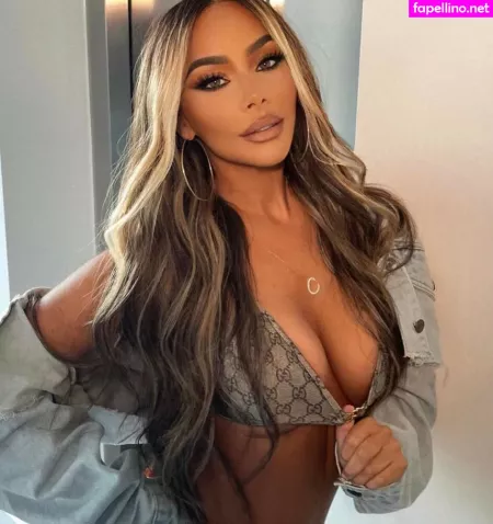 Chelsea Healey OnlyFans Thumbnail #8UyqJsLvDa
