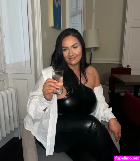 Chelsea Leigh OnlyFans Thumbnail #Mb7Pj4CIu9