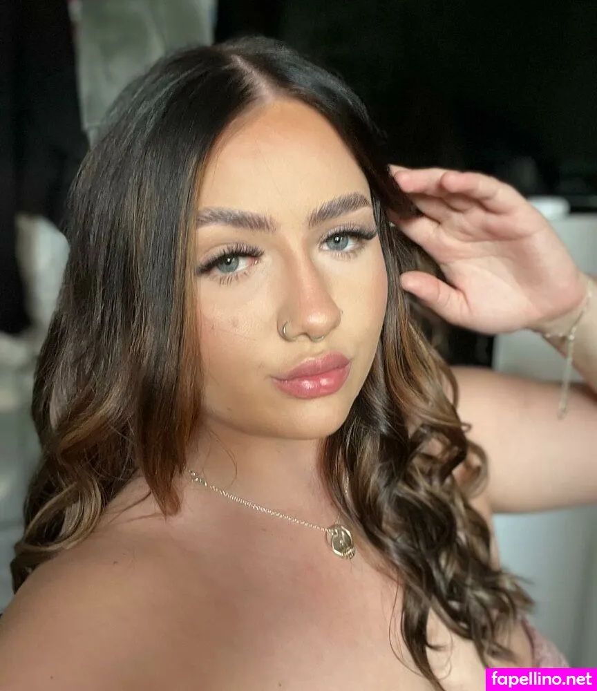 c.hels.leigh, creamcutiepie Nude Leaked OnlyFans Photo #ZzztCOnJuT