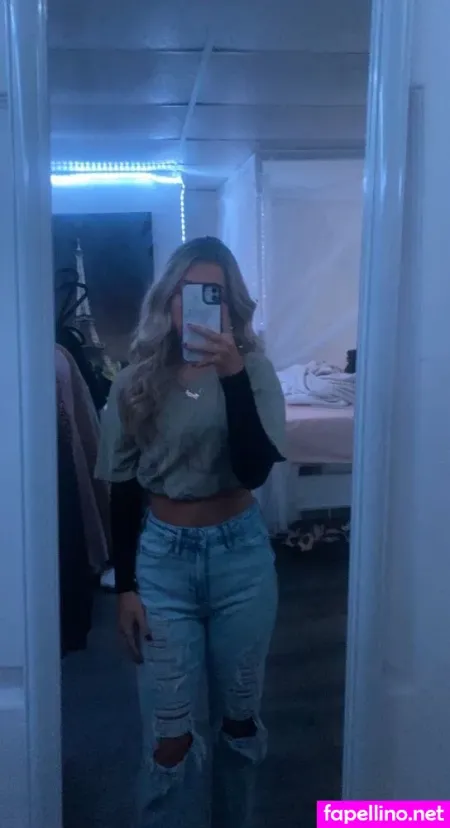 Chelsea Mariani OnlyFans Thumbnail #D3bV18gUl8