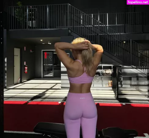 Chelsea Pearce OnlyFans Thumbnail #RTennfYooN