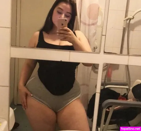 Chelsea Reynolds OnlyFans Thumbnail #lygSUZtMy9