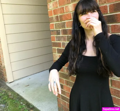 Chelsea Wallace OnlyFans Thumbnail #8idBKLXmvA