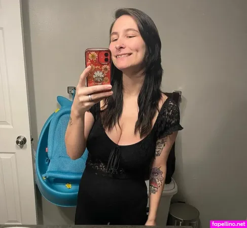 Chelsea Wallace OnlyFans Thumbnail #MfvEiwLF6D