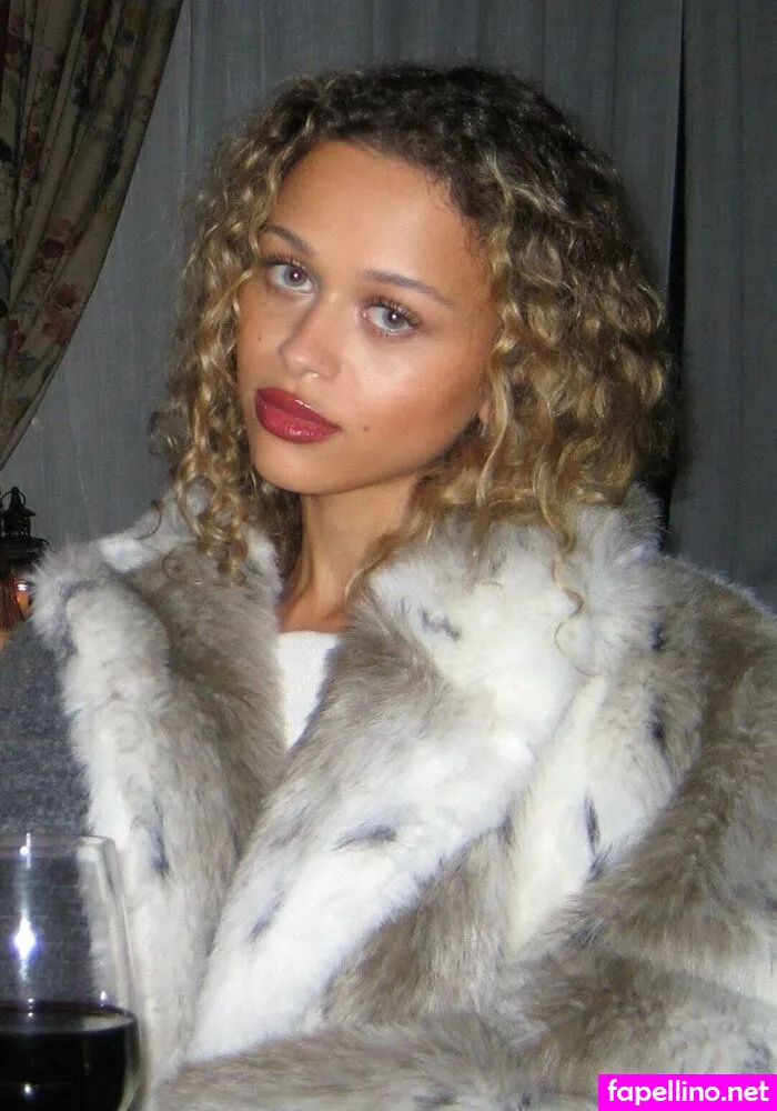 bustakaplan, chelseakaplan Nude Leaked OnlyFans Photo #2rfxq7LUut