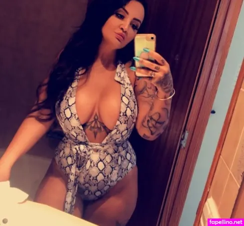 Chelseanemo Chelseaknowles Its Lea OnlyFans Thumbnail #Jb4If2S84i
