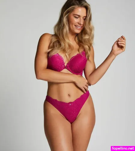 Chelsey Emily OnlyFans Thumbnail #qxuTx2I9O1