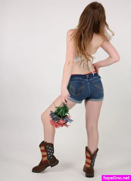 Chelseymarieofficial OnlyFans Thumbnail #3f5LATTlgL
