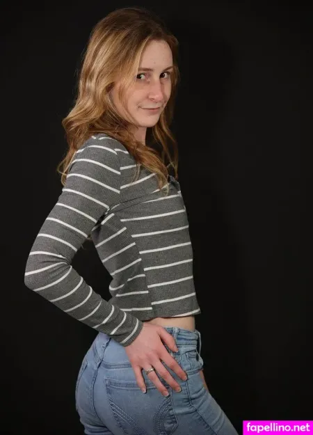 Chelseymarieofficial OnlyFans Thumbnail #5krGrCroBY