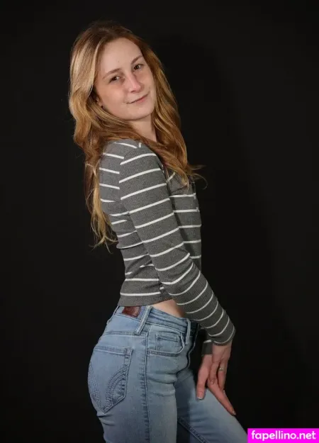 Chelseymarieofficial OnlyFans Thumbnail #VXo6S8k1am