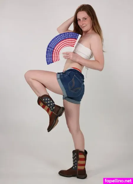 Chelseymarieofficial OnlyFans Thumbnail #ekgAesSpBZ