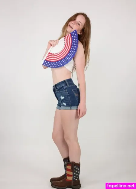 Chelseymarieofficial OnlyFans Thumbnail #sZEahkOGGp