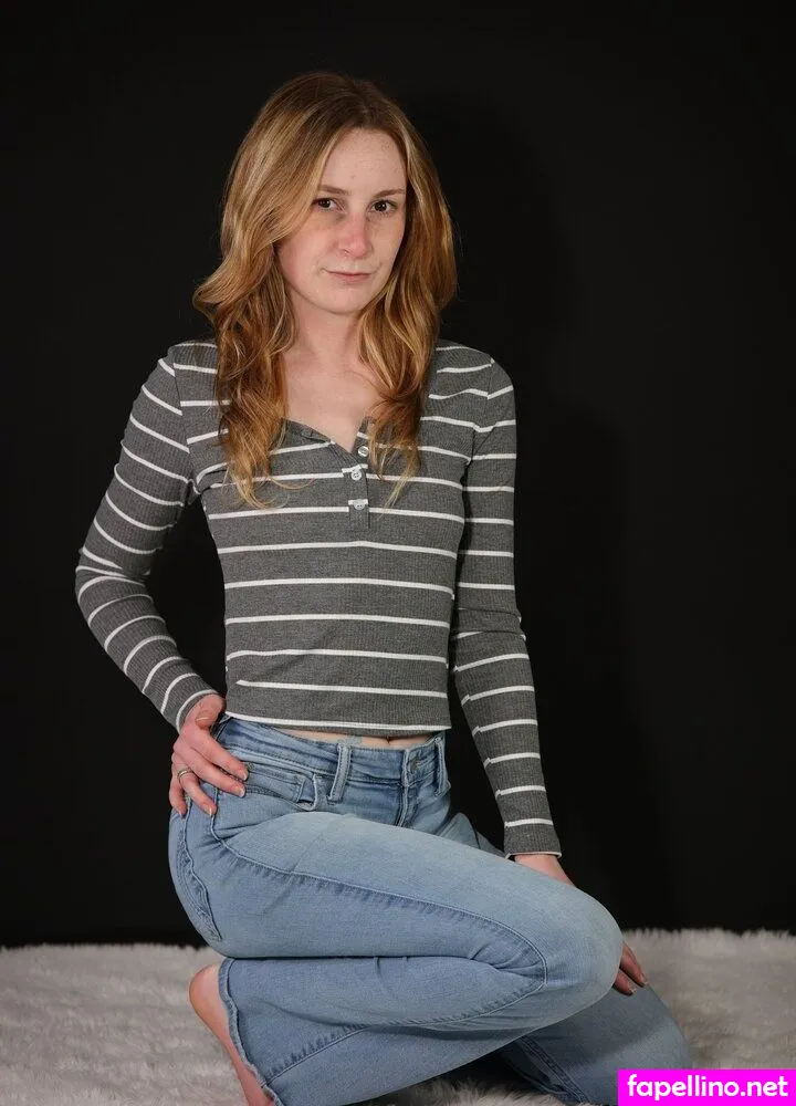 chelseymarieofficial, chelseyy_mariee Nude Leaked OnlyFans Photo #xlokSg4et6