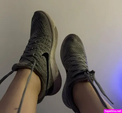 Chelxiefeet OnlyFans Thumbnail #YaFtUAEo29