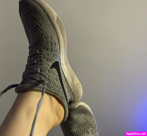 Chelxiefeet OnlyFans Thumbnail #fwJ0IZnAHZ