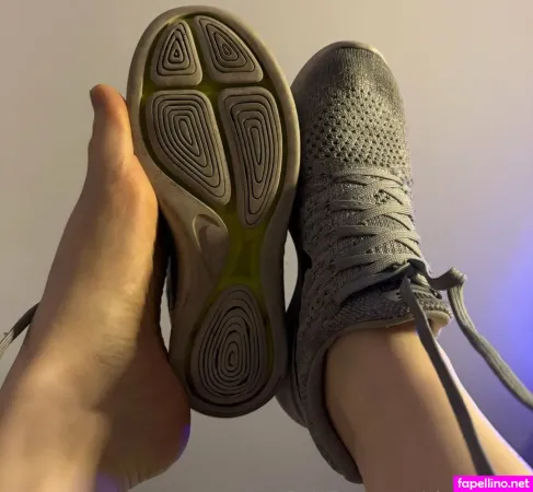 Chelxiefeet OnlyFans Thumbnail #iWyCoCD29v