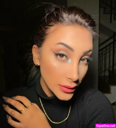 Chen Levi OnlyFans Thumbnail #JzGIuwdQL2