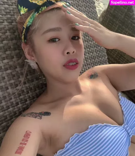 Chen OnlyFans Thumbnail #F7ZiFPzen6