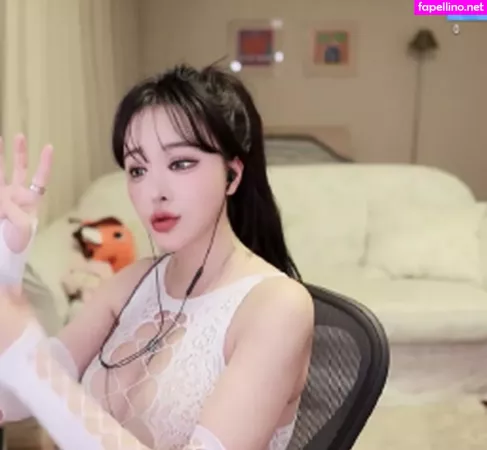 Cher E OnlyFans Thumbnail #V0hQMCLWZ6